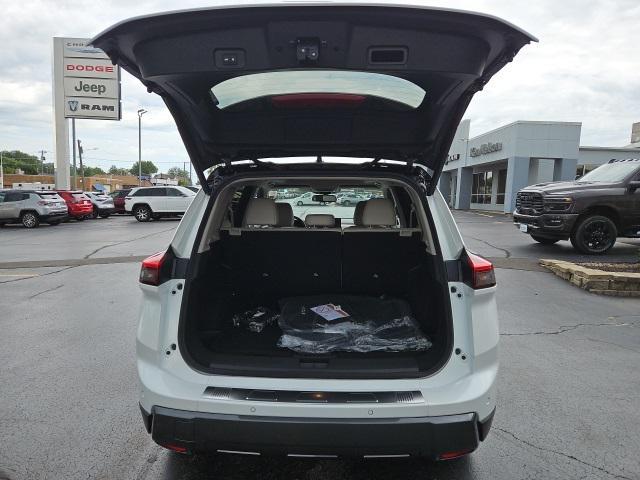 new 2025 Nissan Rogue car, priced at $39,632