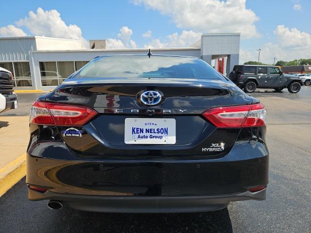 used 2019 Toyota Camry Hybrid car, priced at $24,995