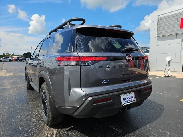 new 2025 Nissan Pathfinder car, priced at $42,004