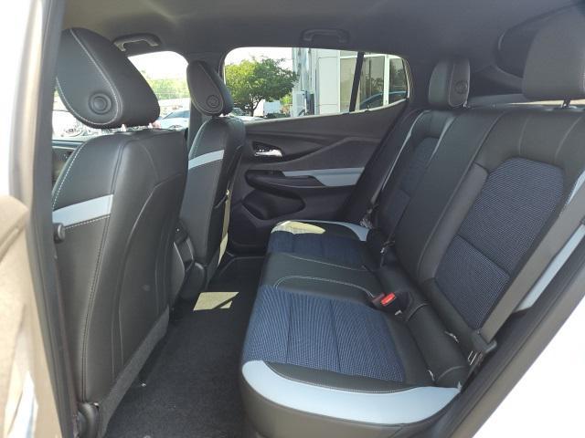 new 2025 Buick Envista car, priced at $25,195
