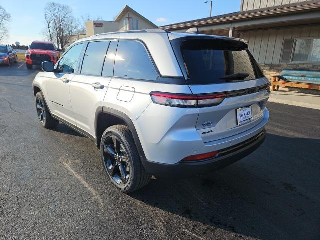 new 2024 Jeep Grand Cherokee car, priced at $41,297