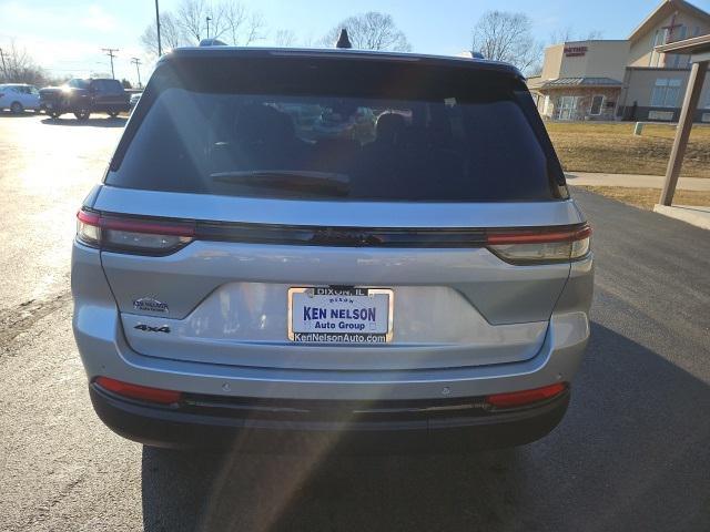 new 2024 Jeep Grand Cherokee car, priced at $41,297