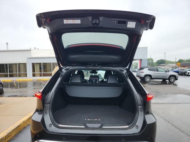 used 2022 Toyota Venza car, priced at $28,397