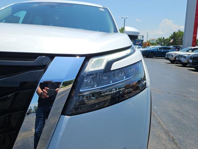 new 2025 Nissan Pathfinder car, priced at $41,267