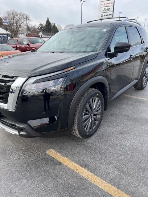 new 2025 Nissan Pathfinder car, priced at $48,999