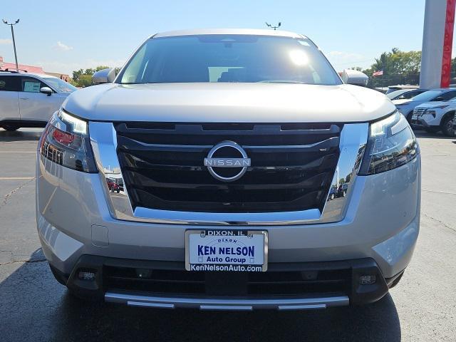 new 2025 Nissan Pathfinder car, priced at $45,799