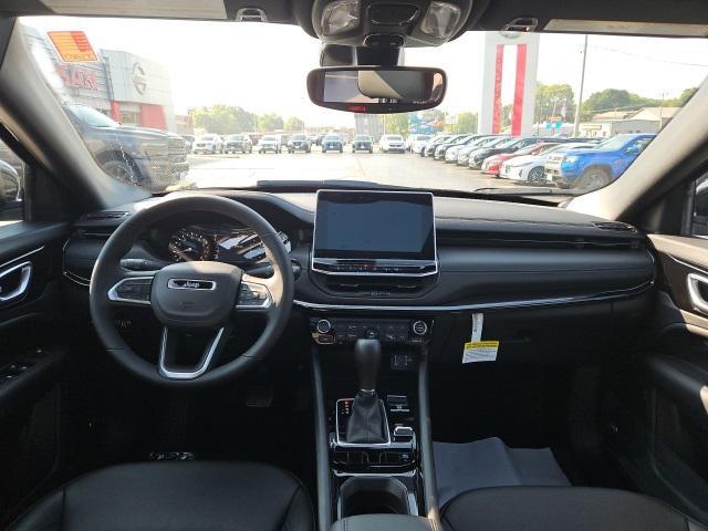 new 2025 Jeep Compass car, priced at $35,999