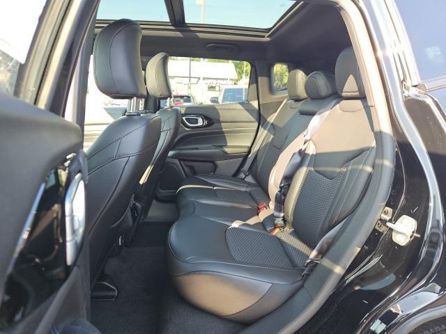 new 2025 Jeep Compass car, priced at $35,999