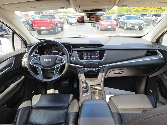 used 2017 Cadillac XT5 car, priced at $14,999