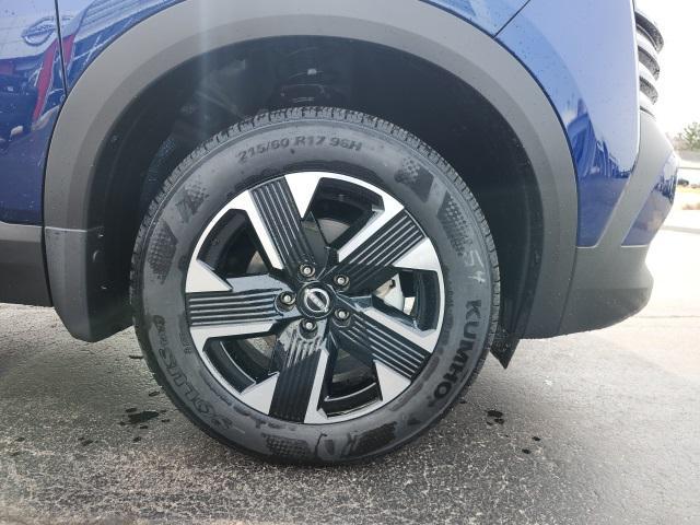 new 2025 Nissan Kicks car, priced at $27,326