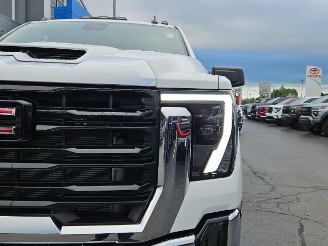 new 2025 GMC Sierra 2500 car, priced at $54,205