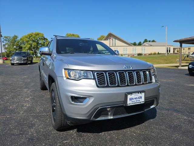 used 2017 Jeep Grand Cherokee car, priced at $13,234