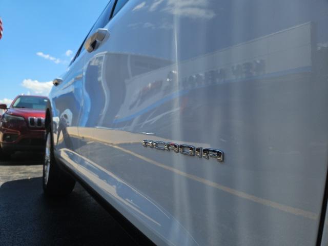 new 2025 GMC Acadia car, priced at $48,280