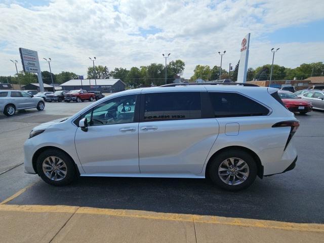 used 2023 Toyota Sienna car, priced at $42,998