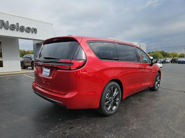 new 2026 Chrysler Pacifica car, priced at $42,530