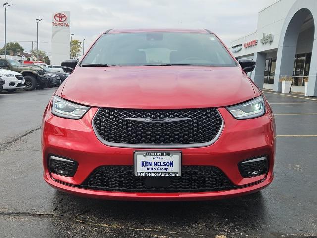 new 2026 Chrysler Pacifica car, priced at $42,530