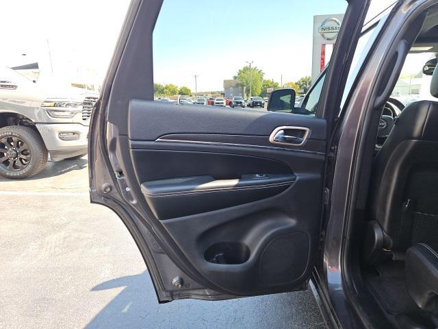 used 2017 Jeep Grand Cherokee car, priced at $13,995