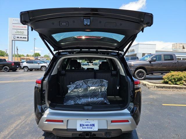 new 2025 Nissan Pathfinder car, priced at $43,893
