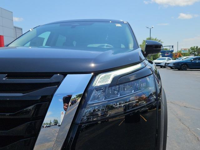 new 2025 Nissan Pathfinder car, priced at $43,893