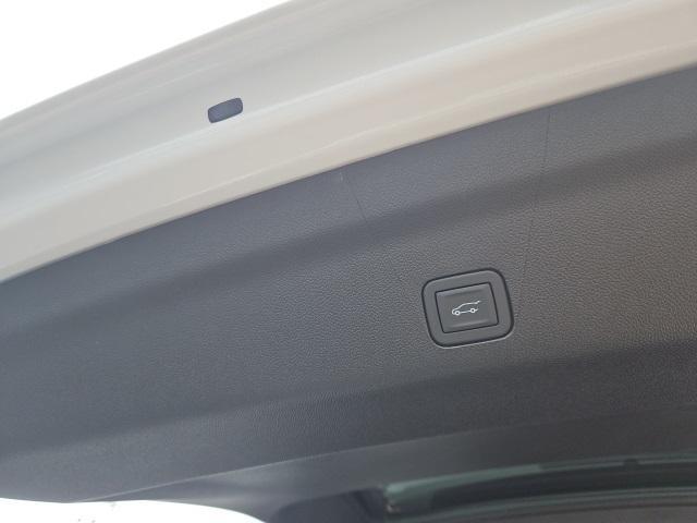 new 2025 GMC Yukon car, priced at $77,055