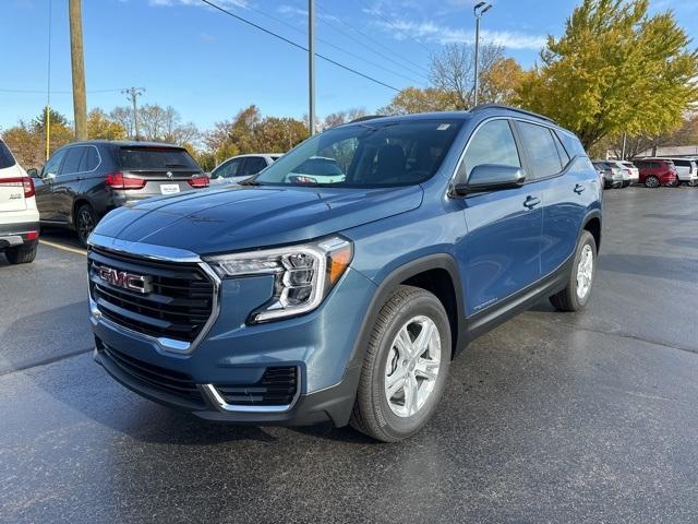 new 2024 GMC Terrain car, priced at $33,117