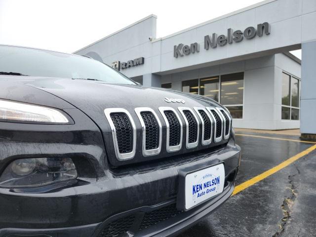 used 2015 Jeep Cherokee car, priced at $9,995