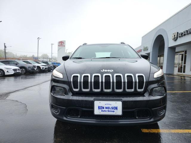 used 2015 Jeep Cherokee car, priced at $9,995