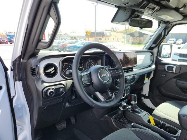new 2025 Jeep Wrangler car, priced at $45,043