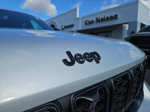 new 2025 Jeep Grand Cherokee car, priced at $52,281