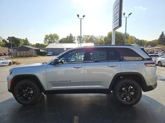 new 2025 Jeep Grand Cherokee car, priced at $42,296
