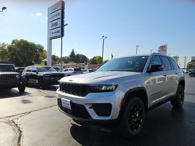 new 2025 Jeep Grand Cherokee car, priced at $42,296