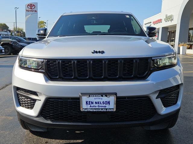 new 2025 Jeep Grand Cherokee car, priced at $42,296