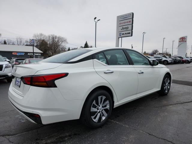 new 2025 Nissan Altima car, priced at $26,919