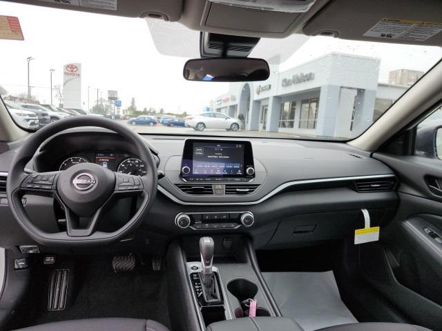 new 2025 Nissan Altima car, priced at $26,919