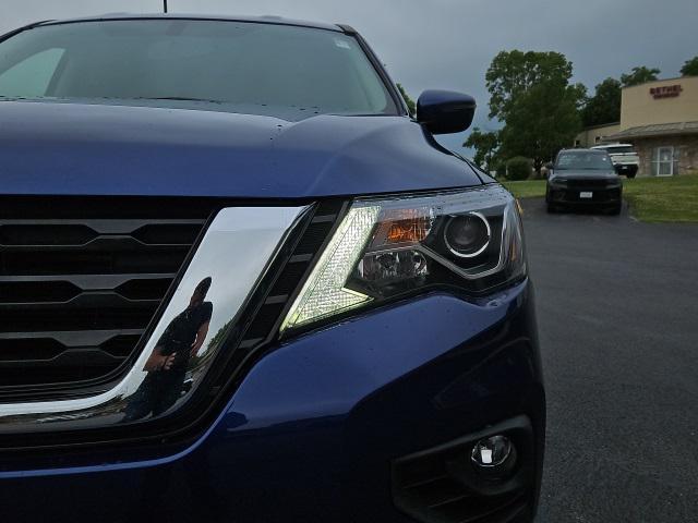 used 2019 Nissan Pathfinder car, priced at $12,995