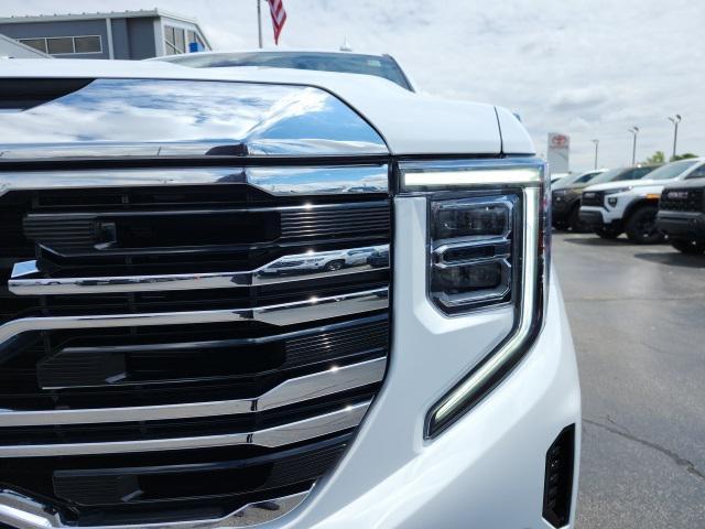 new 2025 GMC Sierra 1500 car, priced at $56,650