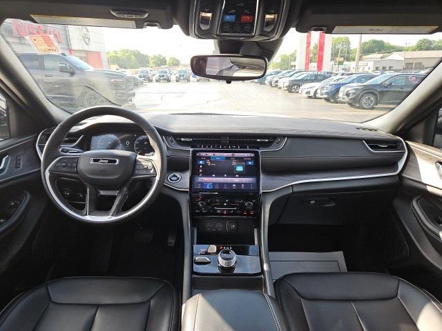 used 2024 Jeep Grand Cherokee car, priced at $40,995