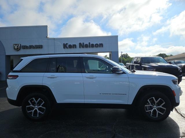 used 2024 Jeep Grand Cherokee car, priced at $40,995
