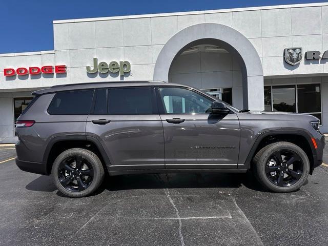 new 2024 Jeep Grand Cherokee L car, priced at $45,628