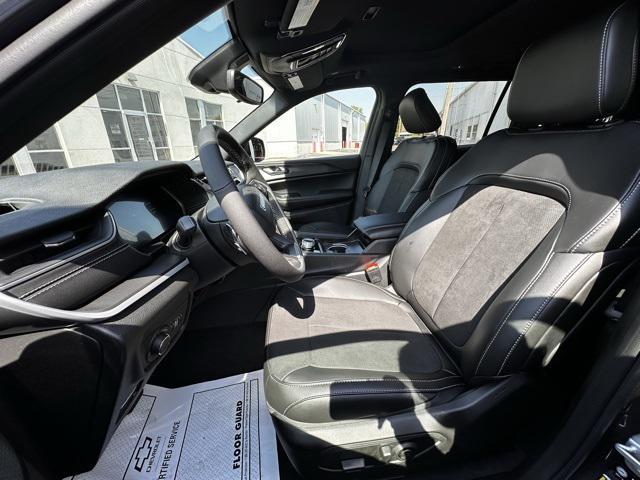 new 2024 Jeep Grand Cherokee L car, priced at $44,170