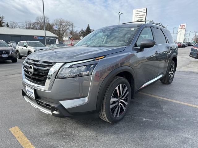 new 2025 Nissan Pathfinder car, priced at $52,524