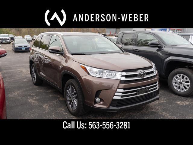 used 2019 Toyota Highlander car, priced at $25,995