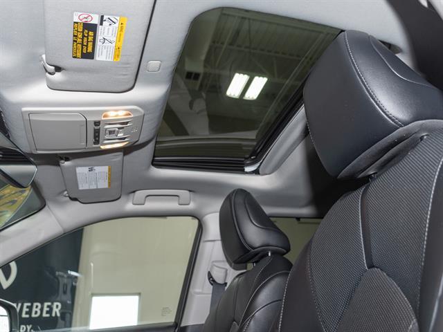 used 2022 Toyota Highlander car, priced at $40,550