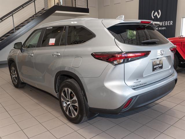 used 2024 Toyota Highlander car, priced at $39,495