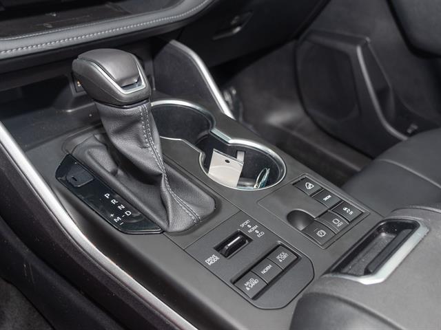 used 2024 Toyota Highlander car, priced at $39,495