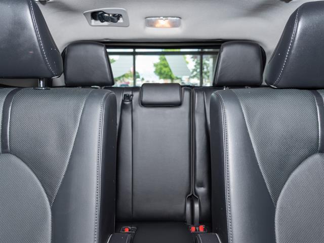 used 2021 Toyota Highlander car, priced at $34,995