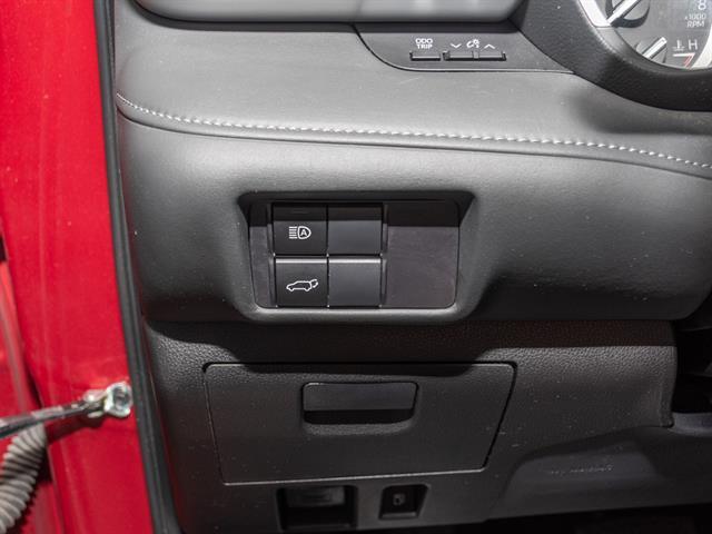 used 2022 Toyota Highlander car, priced at $34,995