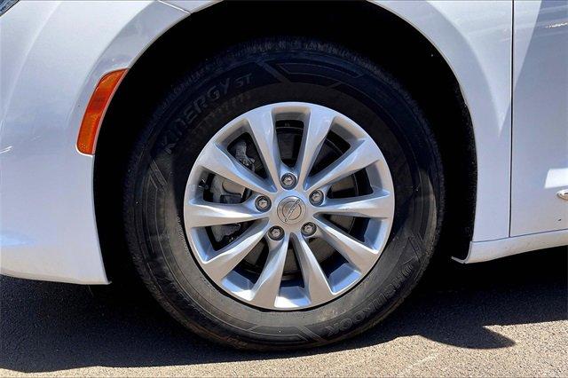 used 2020 Chrysler Pacifica car, priced at $25,495