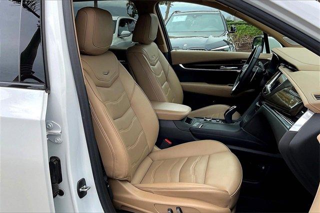 used 2021 Cadillac XT6 car, priced at $41,495
