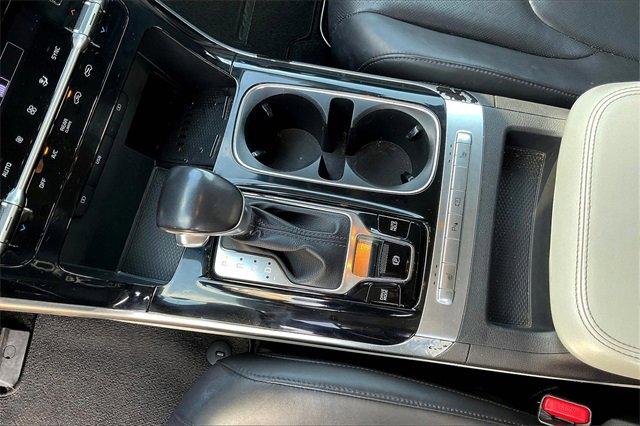 used 2022 Kia Carnival car, priced at $32,995